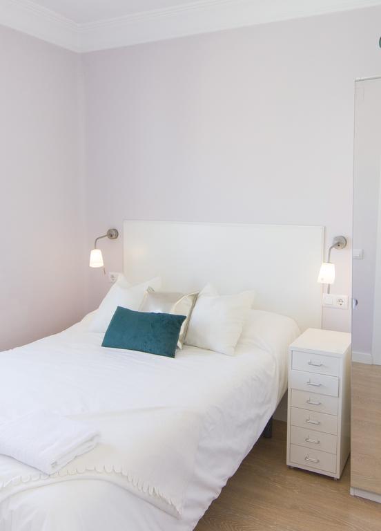 Atico Atocha Con Terraza Apartment Madrid Ruang foto